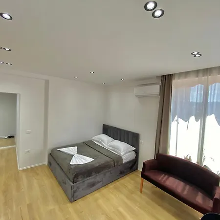 Apartman Mara 4 *